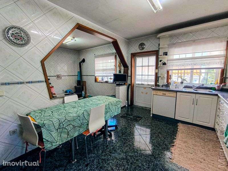 Moradia T4 de 3 frentes - Guifões, Matosinhos - Grande imagem: 3/12