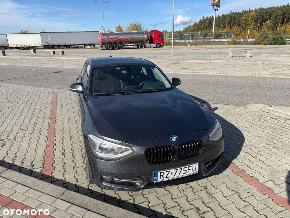 BMW Seria 1 116i Sport Line - 2