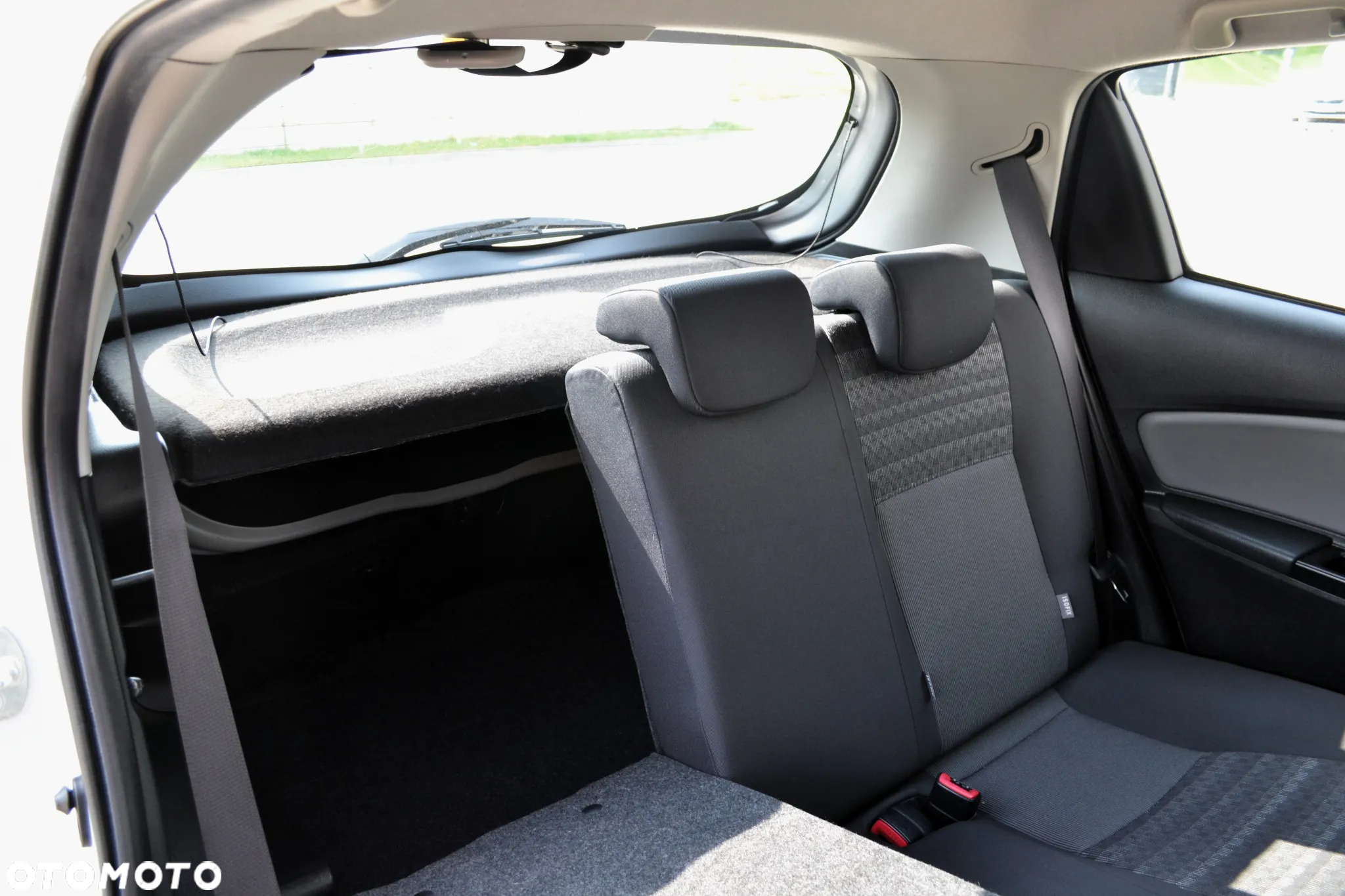Toyota Yaris 1.0 Life EU6 - 14