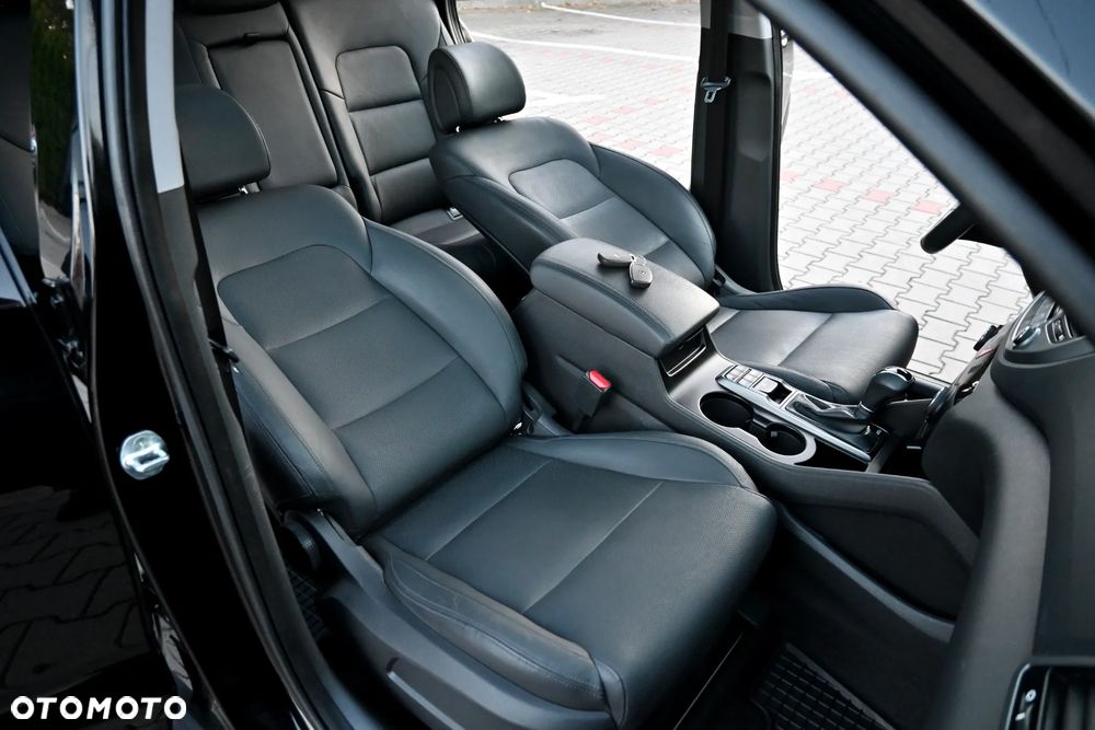 Hyundai Tucson 2.0 CRDI 4WD Automatik Premium - 34