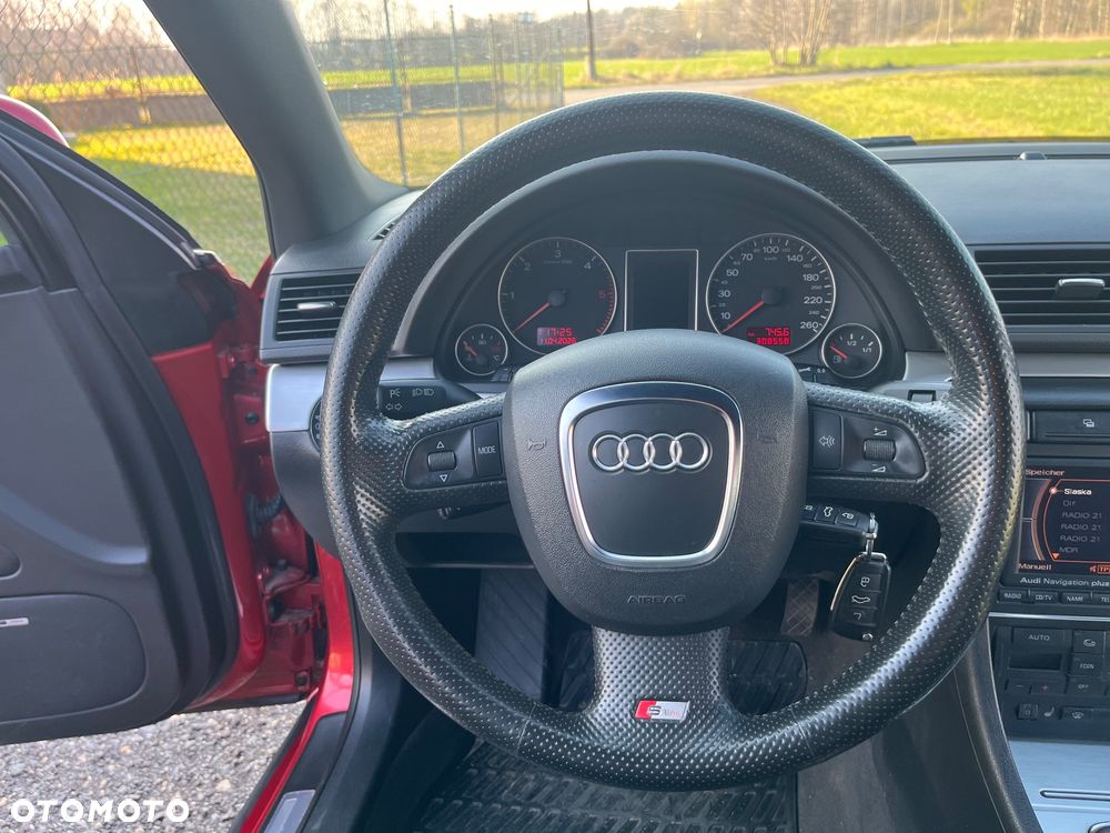 Audi A4 Avant 2.0 TDI - 18