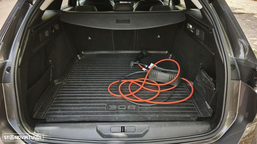 Peugeot 308 1.6 Hybrid Allure Pack e-EAT8 - 40