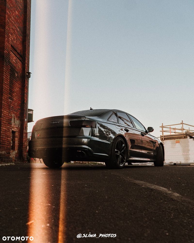 Audi S6 Limousine - 10