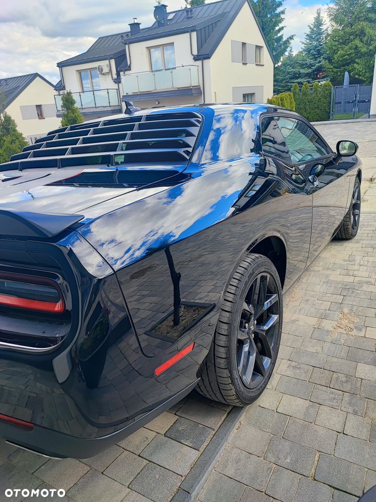 Dodge Challenger - 20