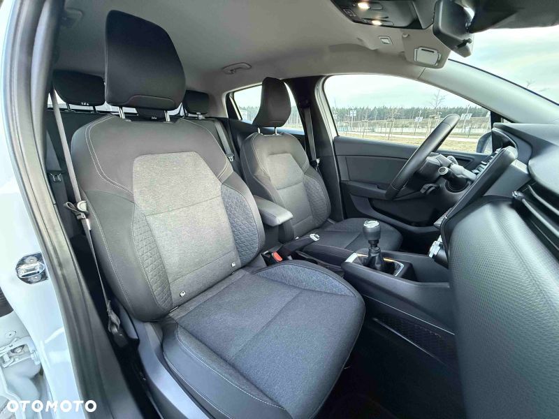 Renault Clio - 17