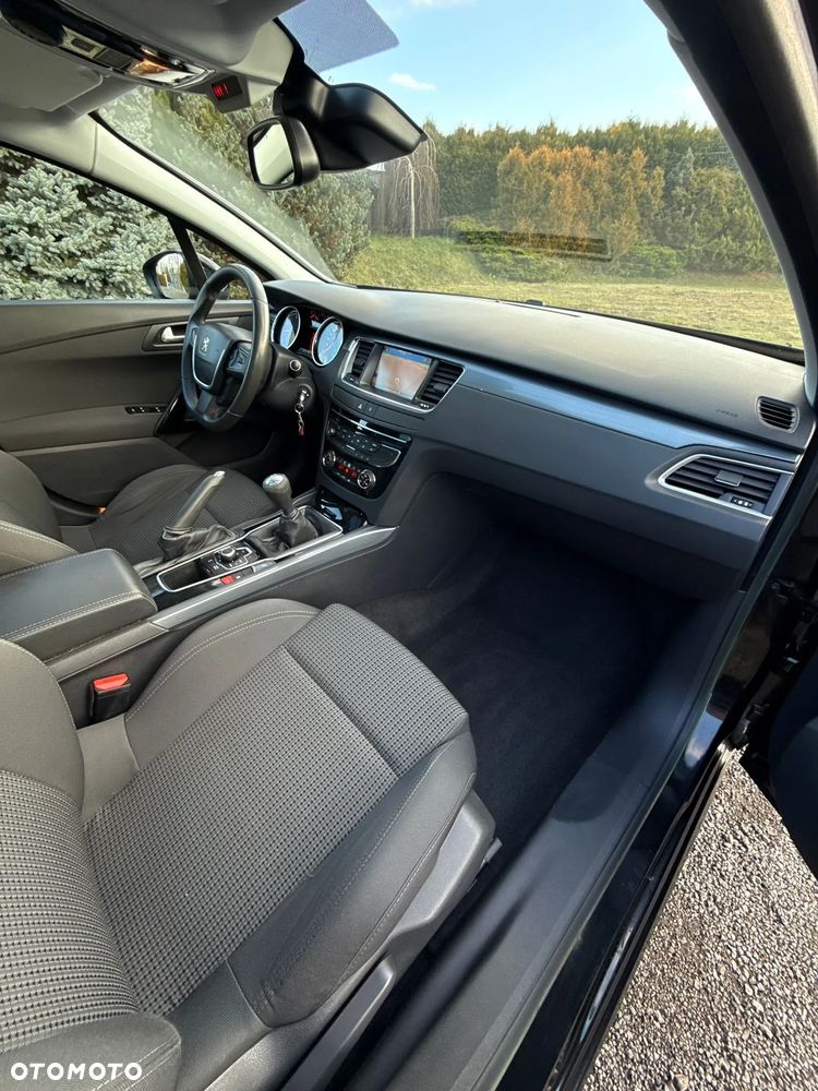 Peugeot 508 HDi FAP 140 Family - 29