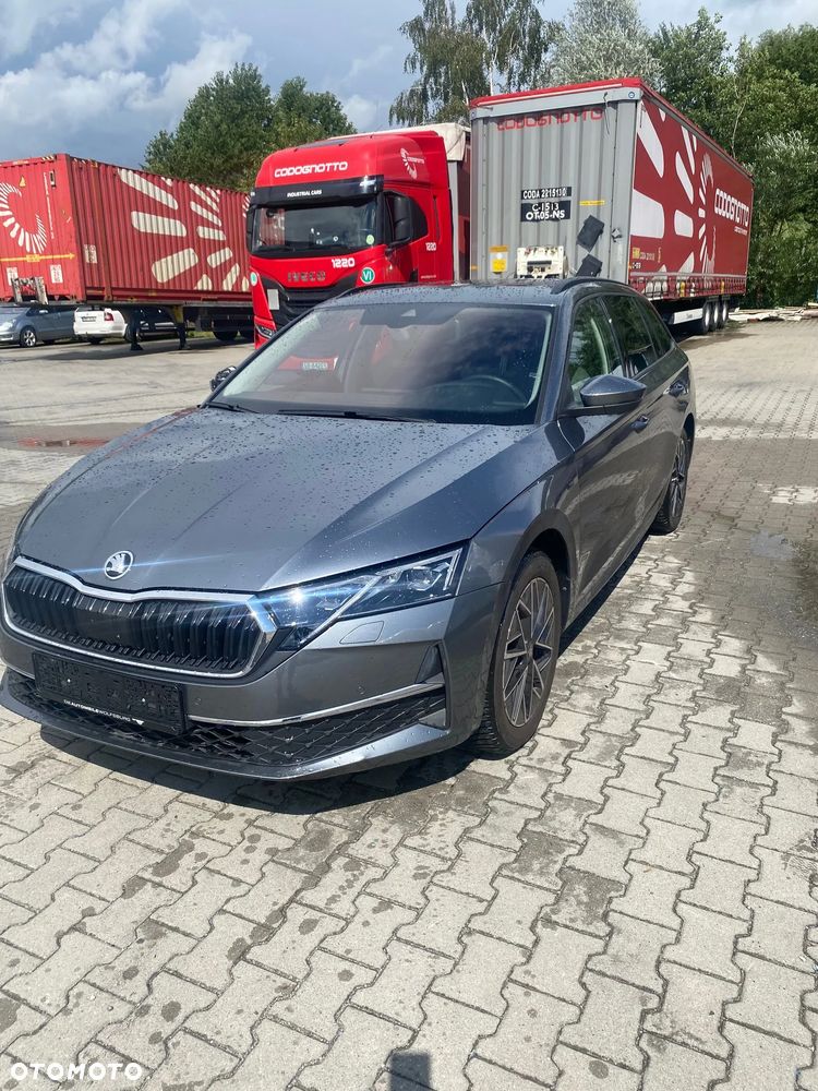 Skoda Octavia 2.0 TDI DSG Tour - 3