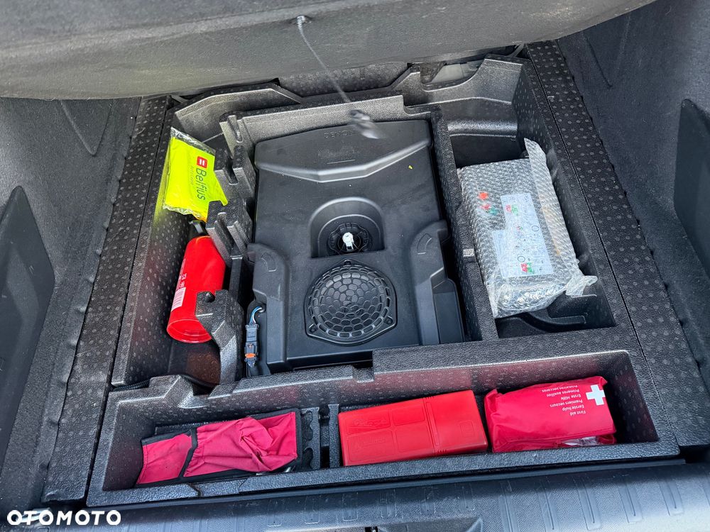 Peugeot 308 PureTech 130 GPF EAT8 Stop & Start GT Pack - 31