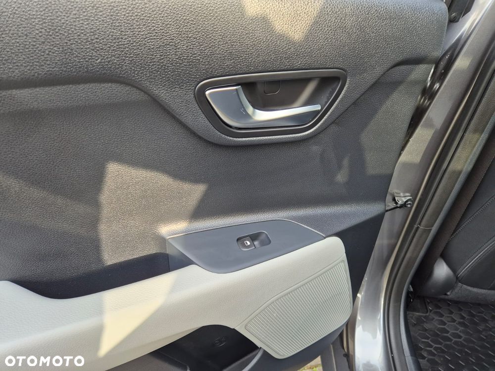 Kia Stonic 1.2 L - 23