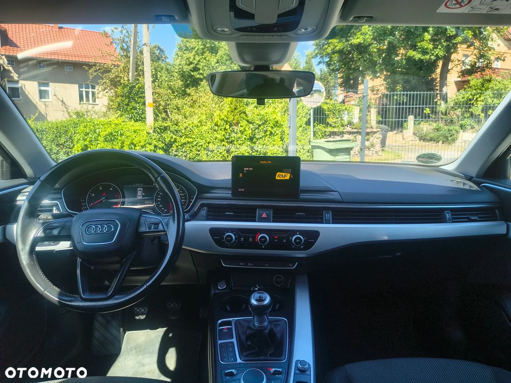 Audi A4 Avant 2.0 TDI DPF clean diesel Ambiente - 26