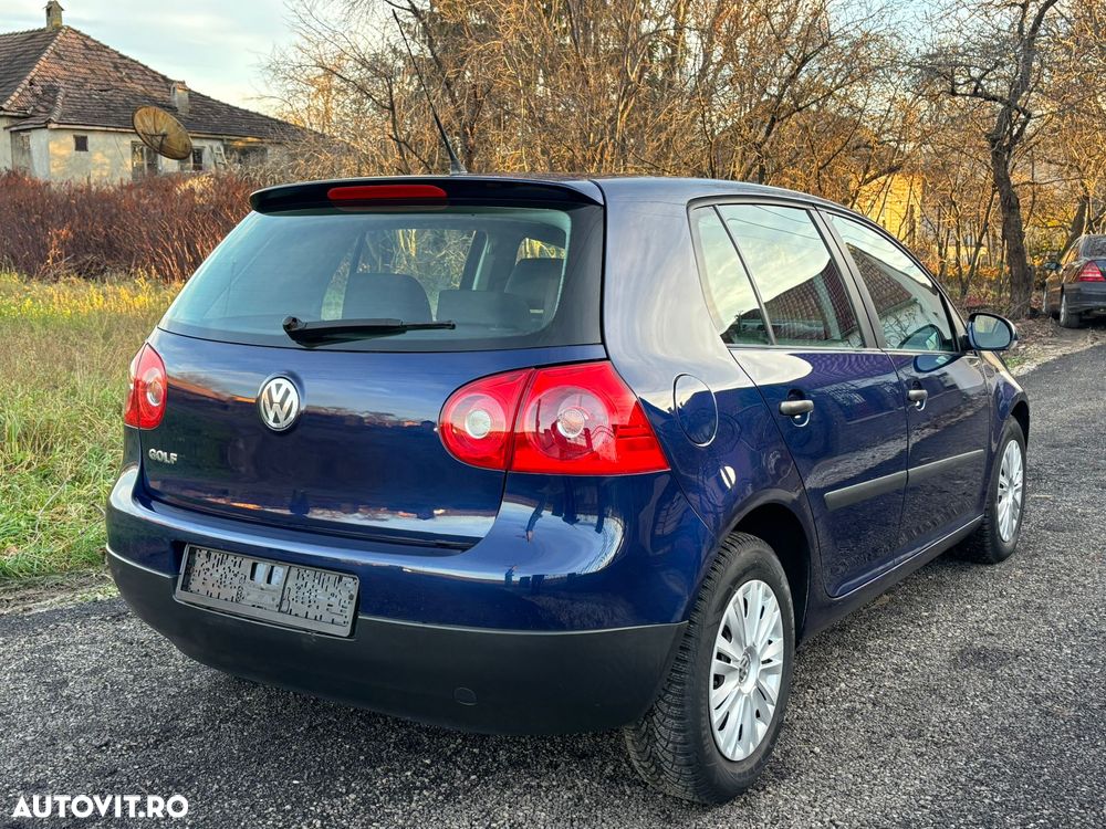 Volkswagen Golf 1.6 Comfortline - 8