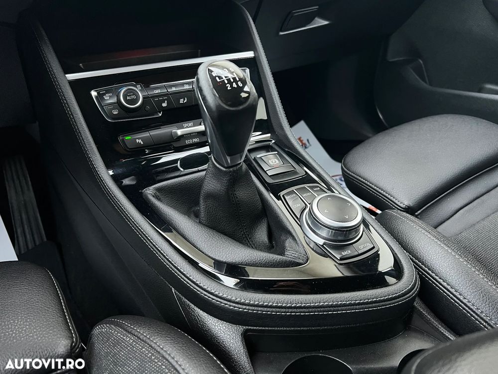 BMW Seria 2 216i Standard - 10