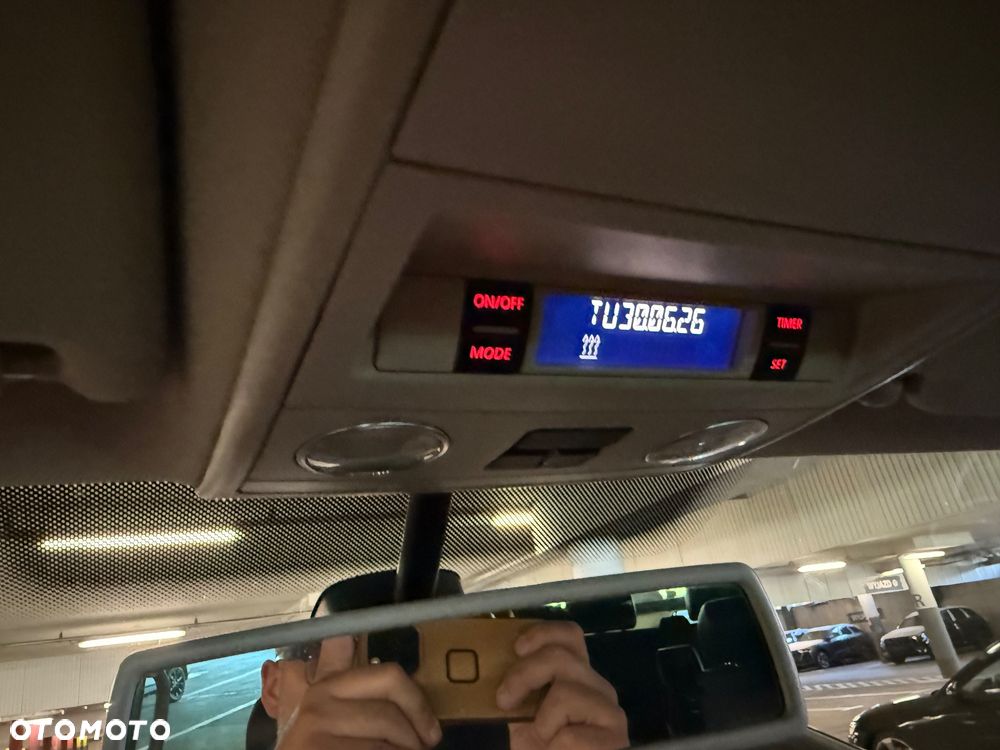 Volkswagen Multivan - 15