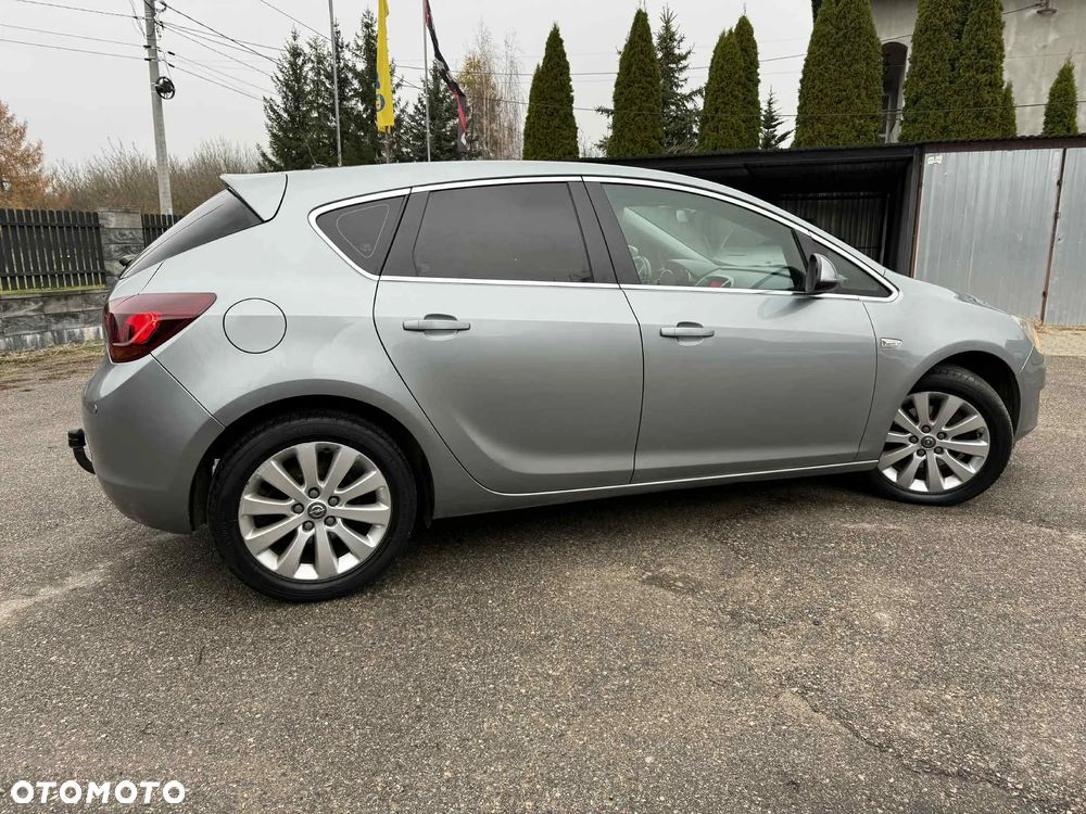 Opel Astra III 1.7 CDTI EcoFLEX - 10