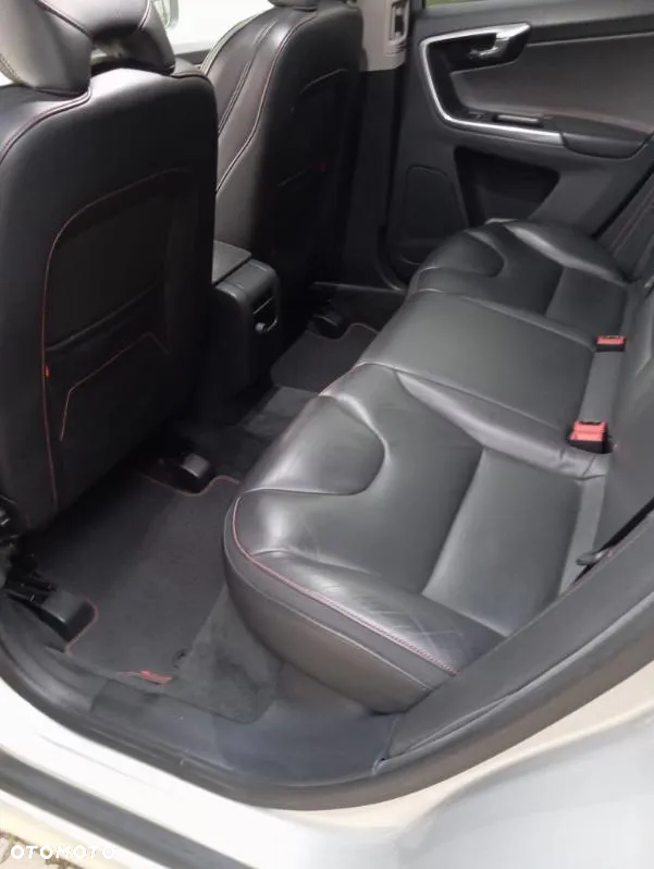 Volvo XC 60 - 11