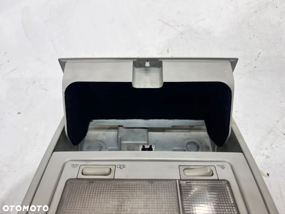 LAMPKA PODSUFITKI VW SHARAN 7M3868403C - 7