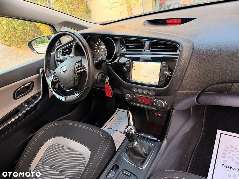 Kia Ceed 1.6 CRDi L - 11
