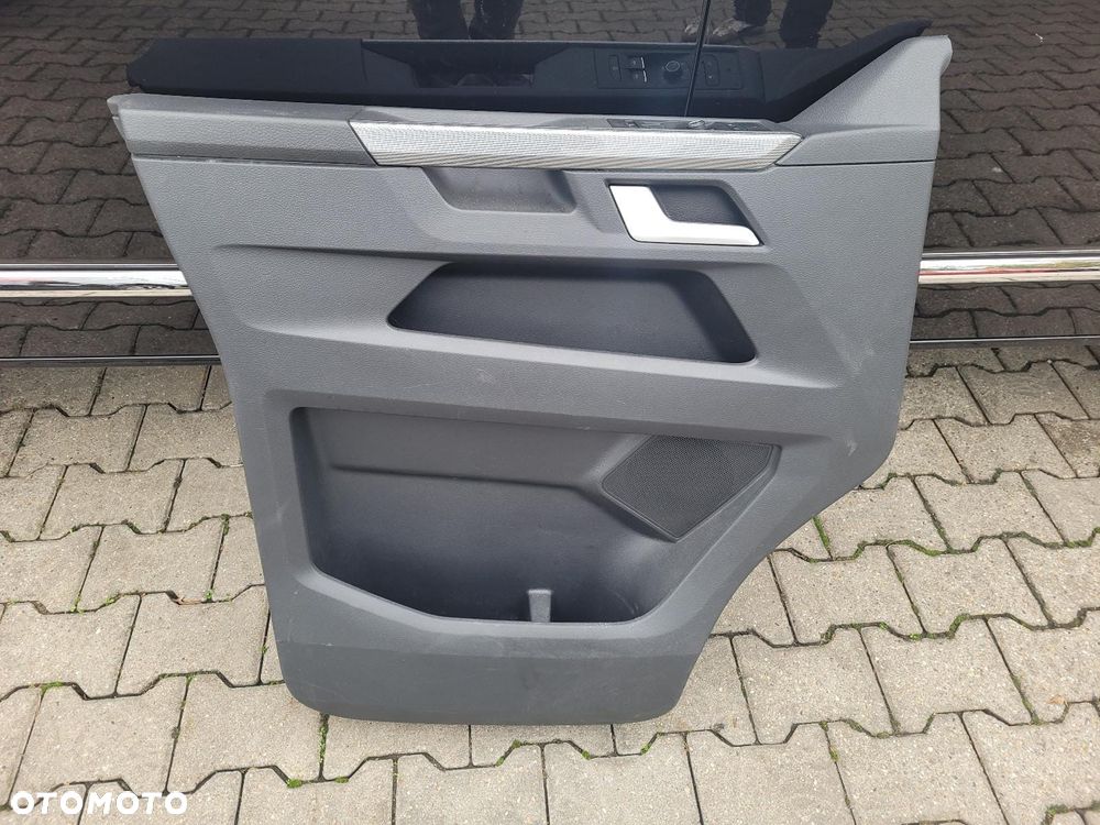 Volkswagen Multivan 2.0 TDI L1 Highline DSG - 8