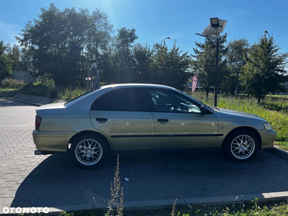 Honda Accord 1.8i S - 4