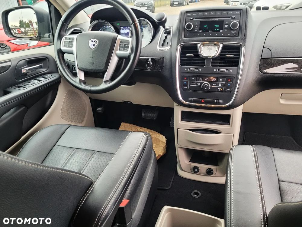 Lancia Voyager 2.8 CRD16v Gold - 5