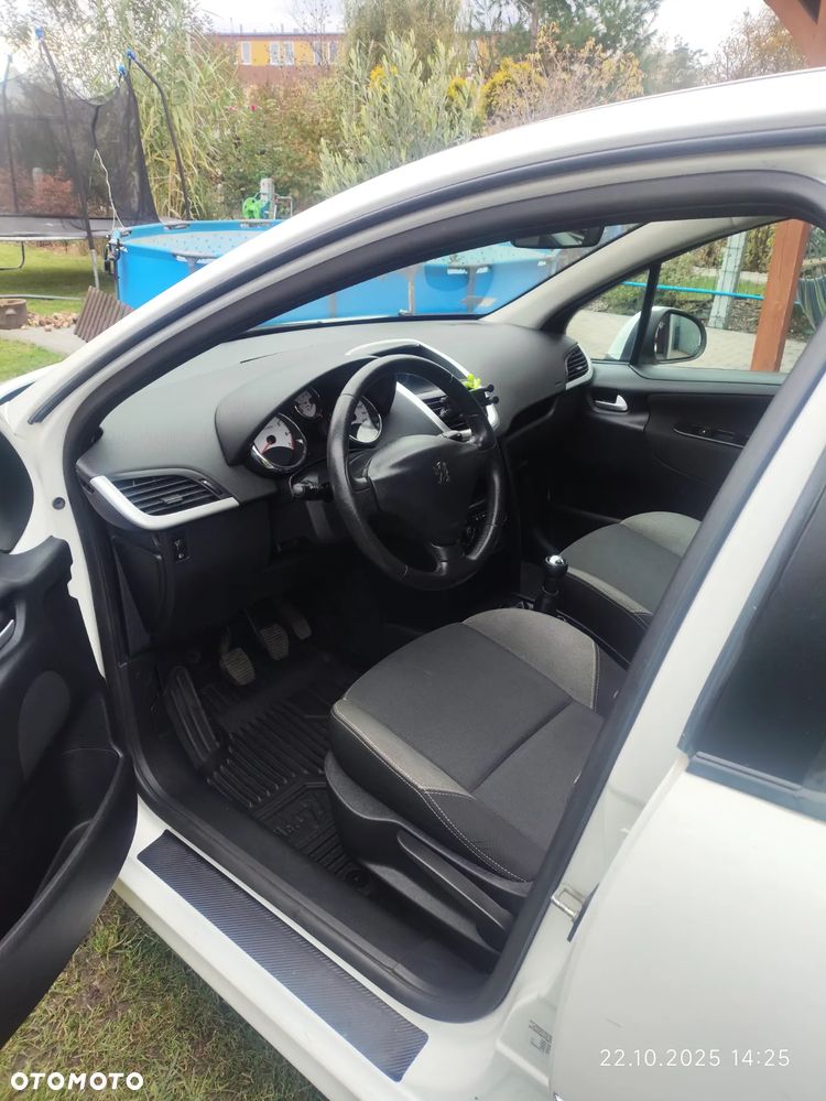 Peugeot 207 - 5