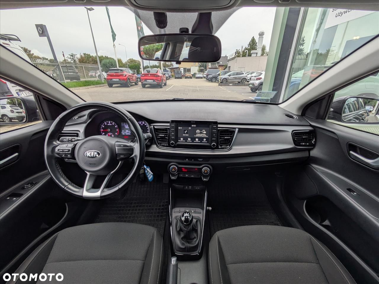 Kia Rio 1.2 L - 2