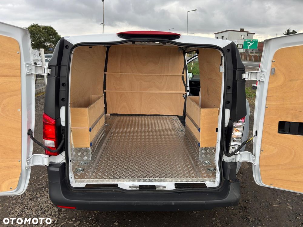 Mercedes-Benz Vito - 11