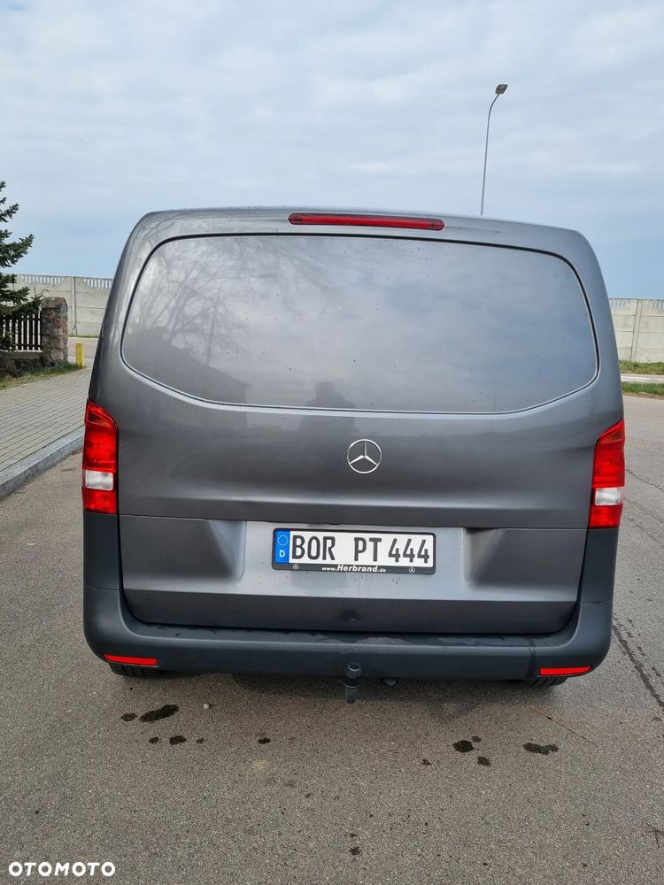 Mercedes-Benz Vito - 17