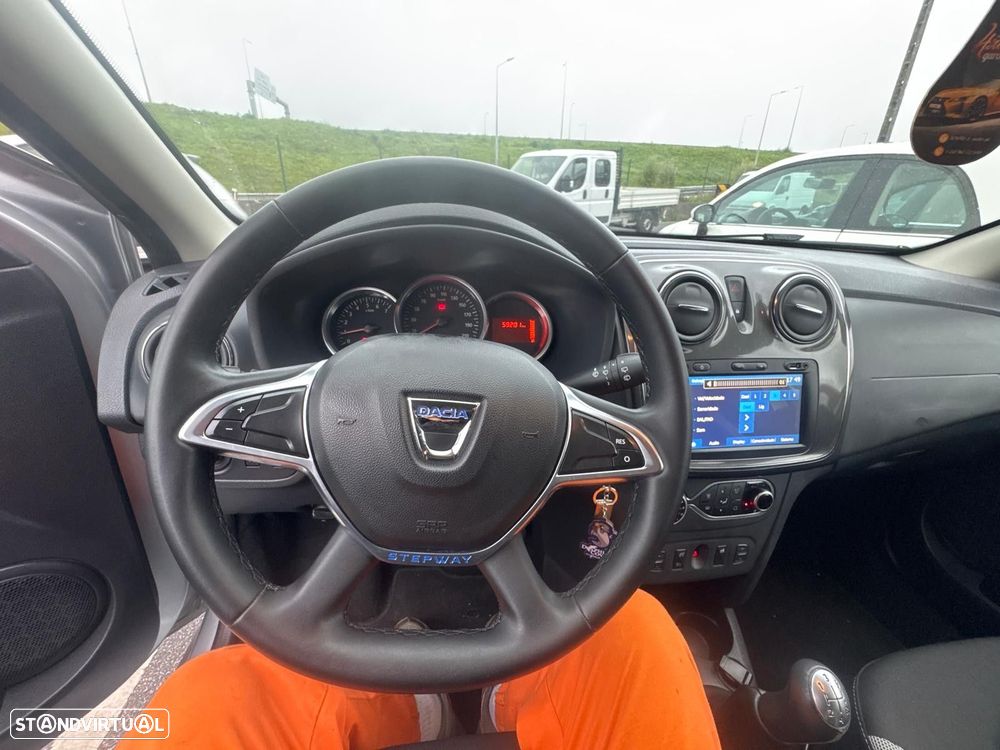 Dacia Sandero 1.0 ECO-G Comfort Bi-Fuel - 37