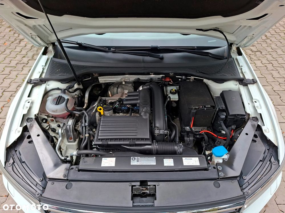 Volkswagen Passat 1.4 TSI ACT (BlueMotion Technology) DSG Highline - 17