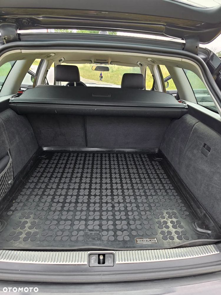 Audi A4 Avant - 8