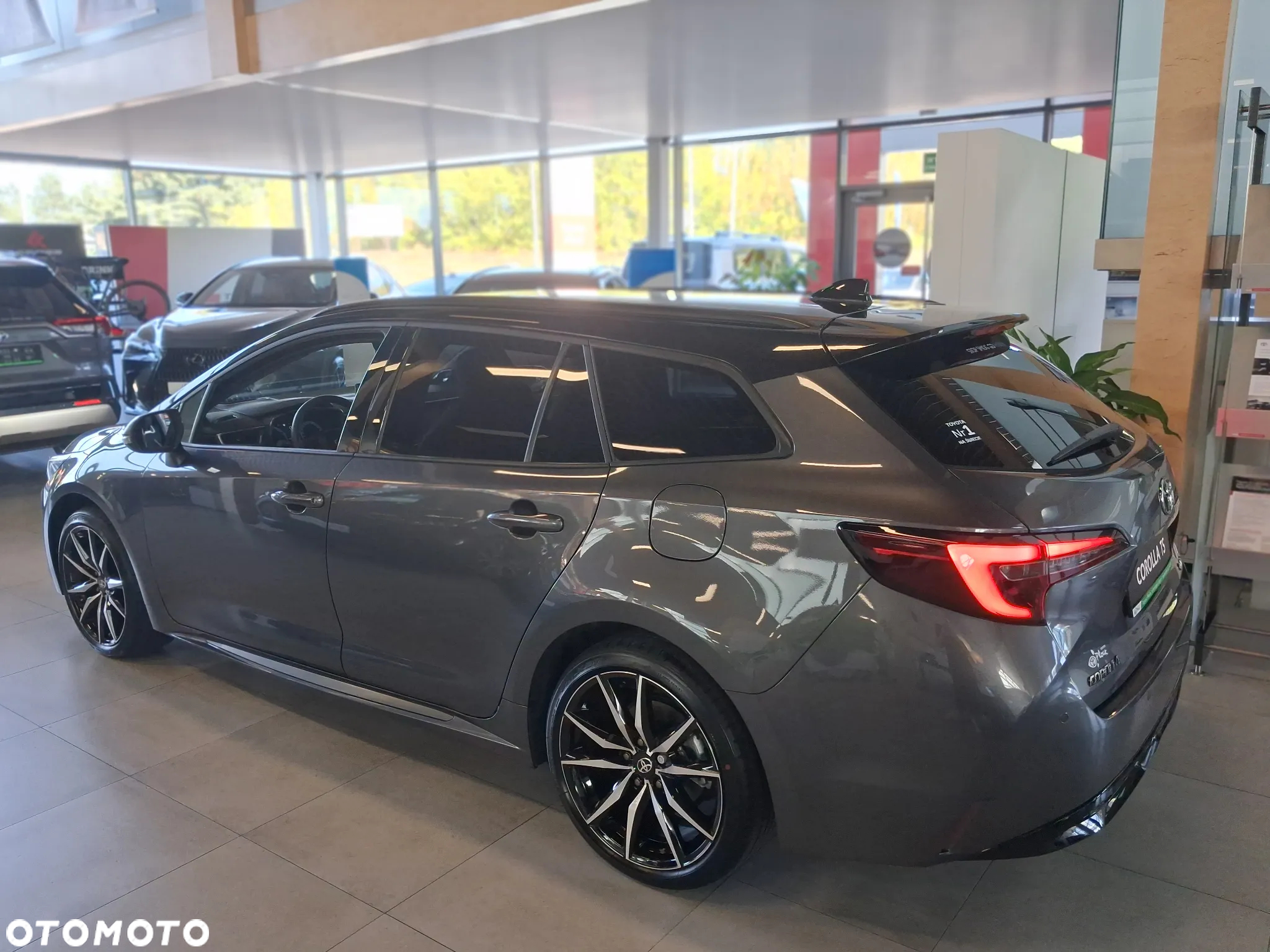 Toyota Corolla 2.0 Hybrid GR Sport - 4