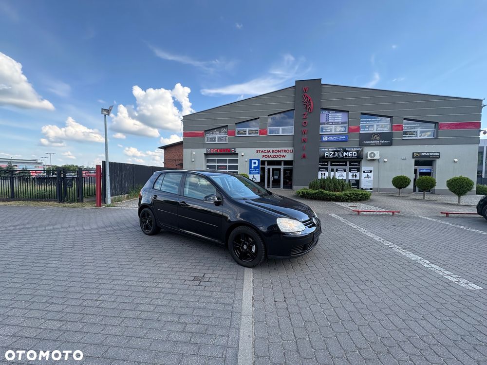 Volkswagen Golf 1.6 FSI Trendline - 2