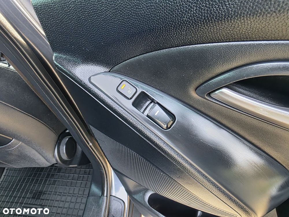 Hyundai ix35 2.0 Comfort 2WD - 16