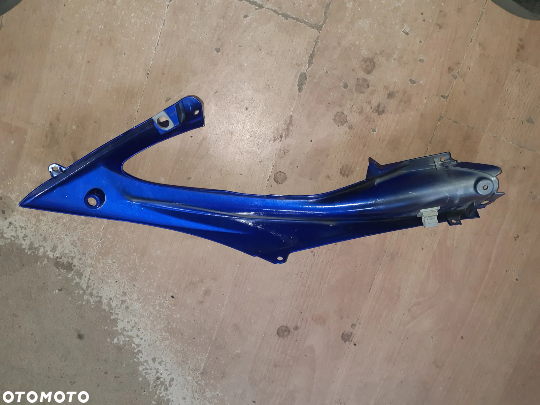 2011 YAMAHA YZF R6 PRAWA OSŁONA GÓRNA 13s-2117w-00 13s-y211w - 4