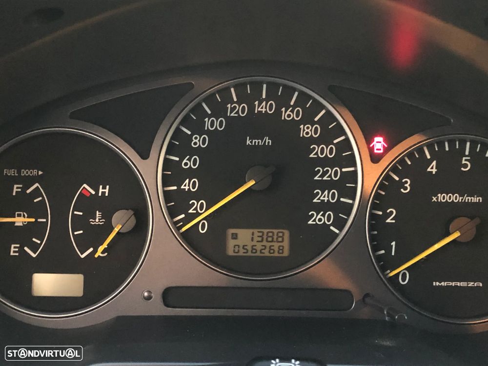 Subaru Impreza Sedan 2.0 WRX - 28