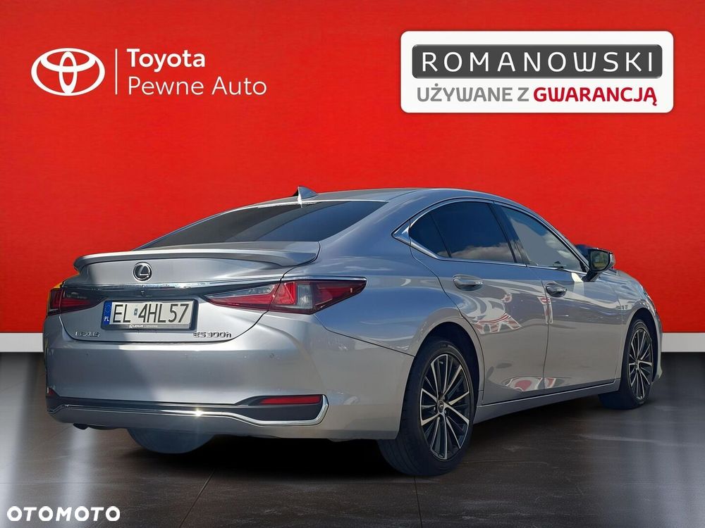 Lexus ES 300h Business Edition - 5
