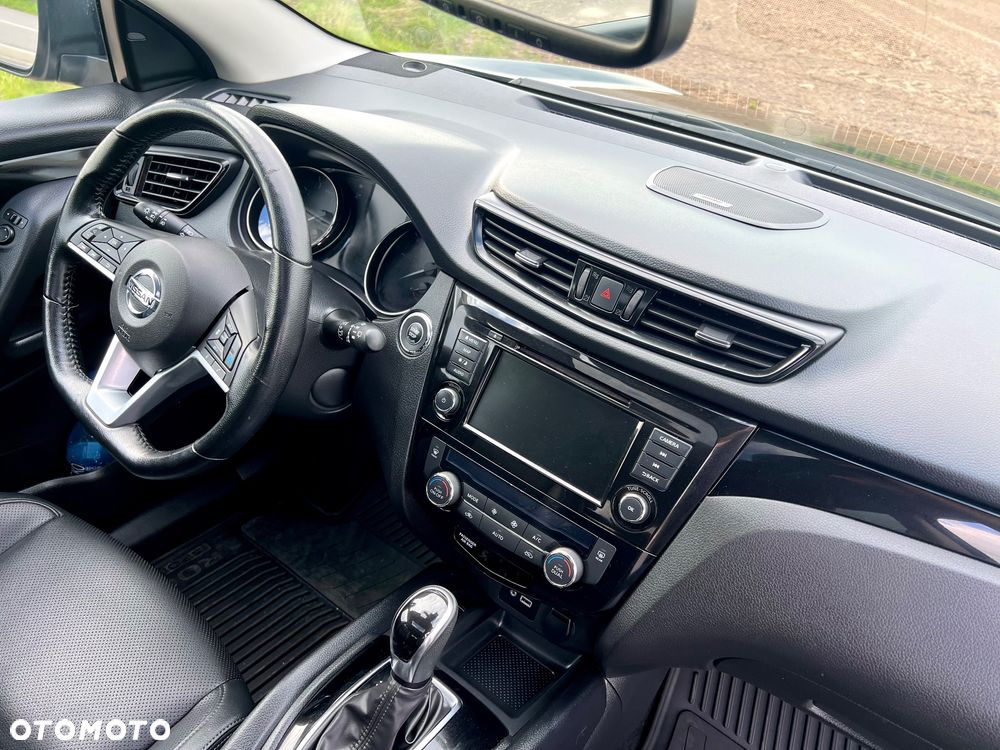 Nissan Rogue - 13