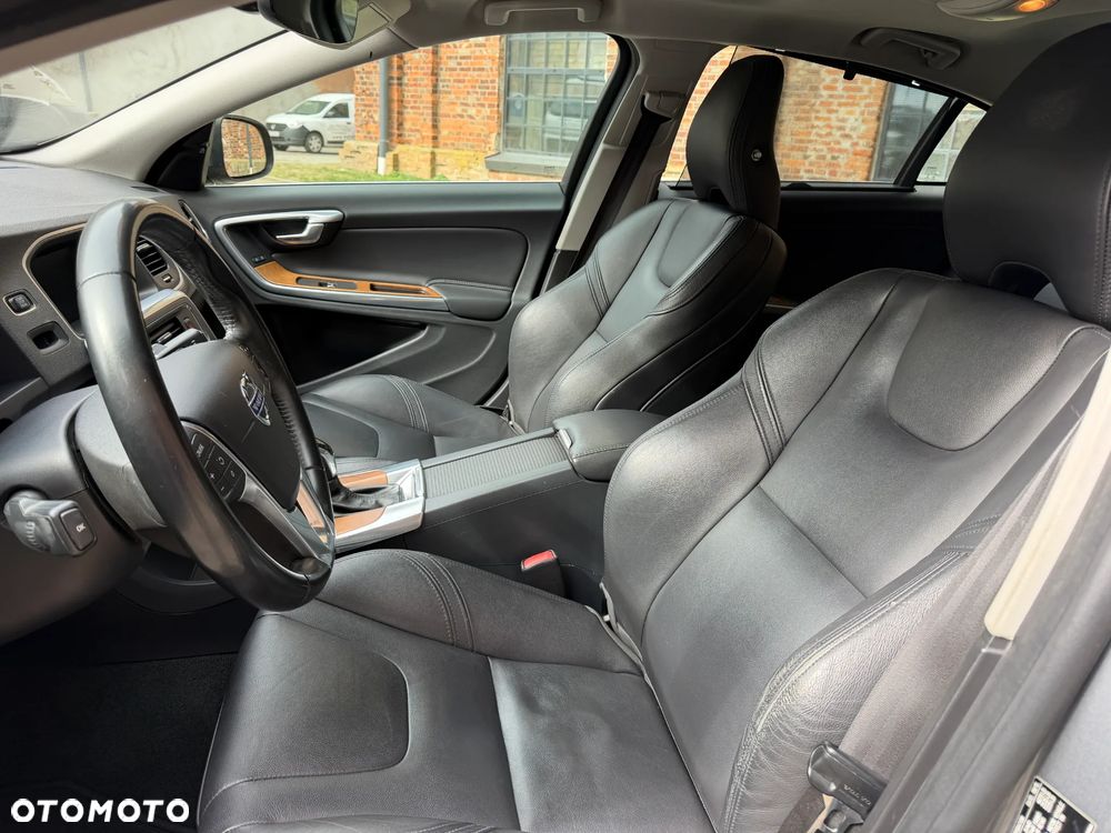 Volvo S60 T5 Geartronic Summum - 14