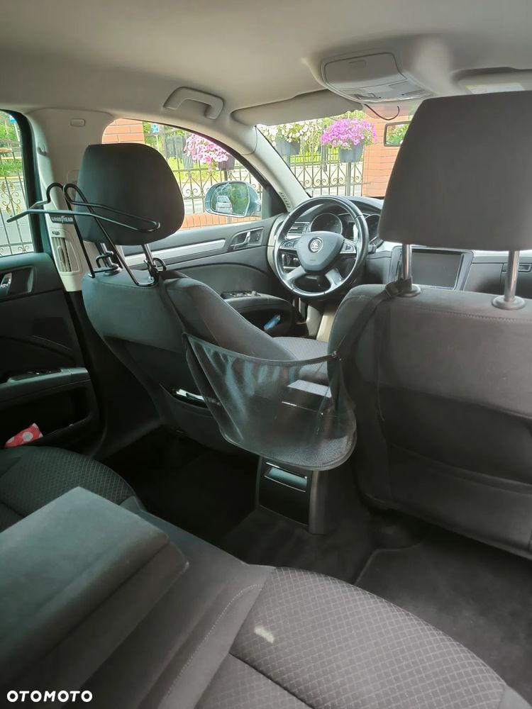 Skoda Superb 2.0 TDI 4x4 Elegance - 21