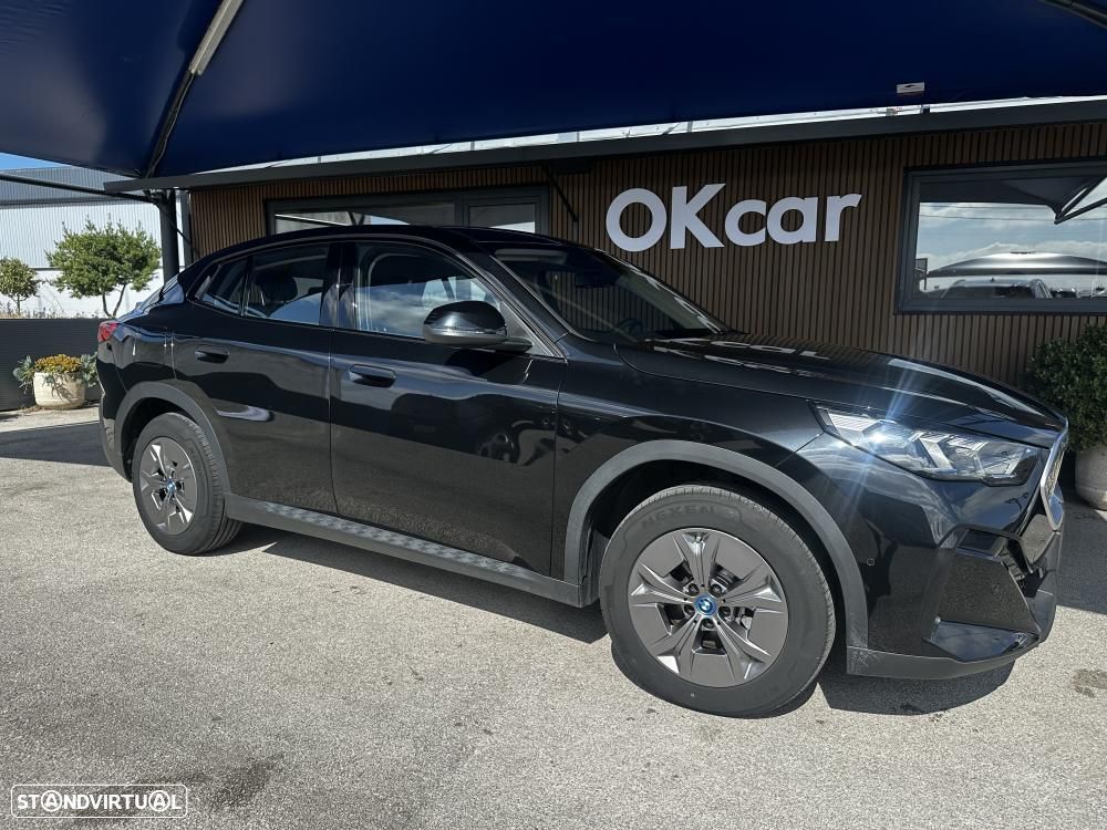 BMW iX2 eDrive20 - 8