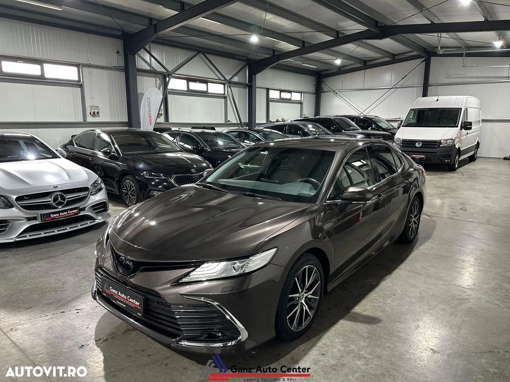 Toyota Camry Executive - 31