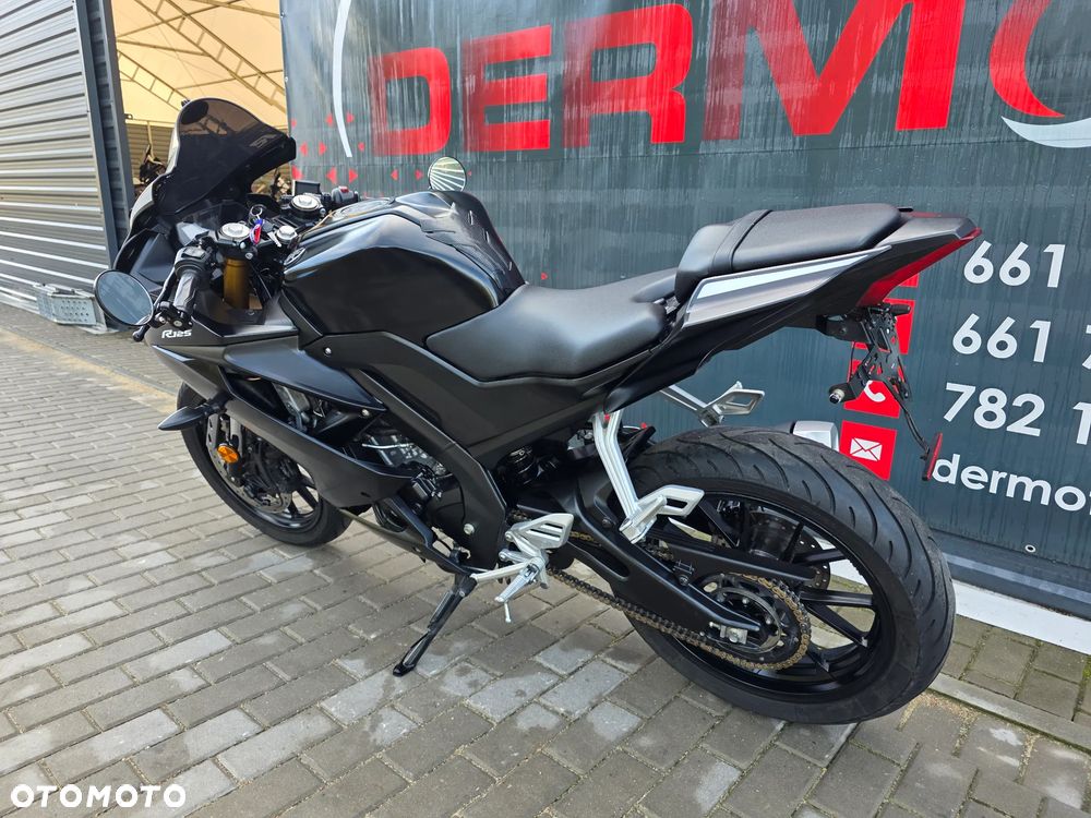Yamaha YZF - 6