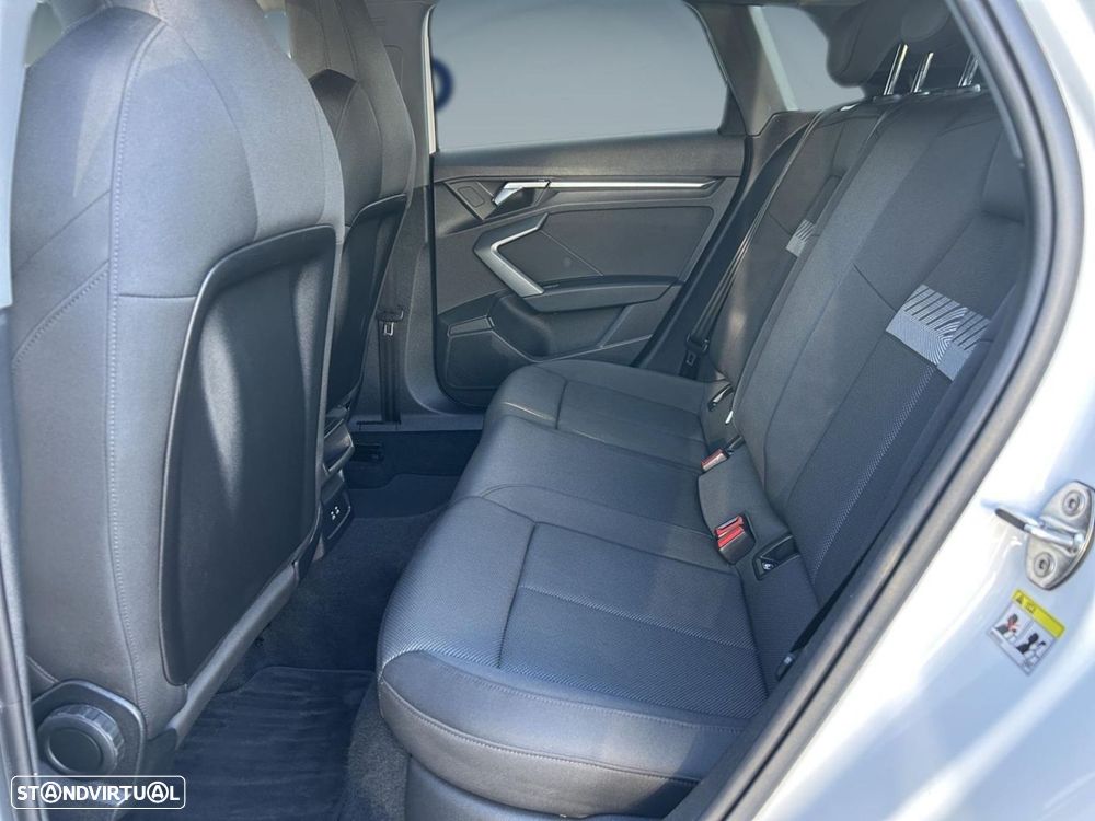 Audi A3 Sportback 30 TFSI Advanced S tronic - 9