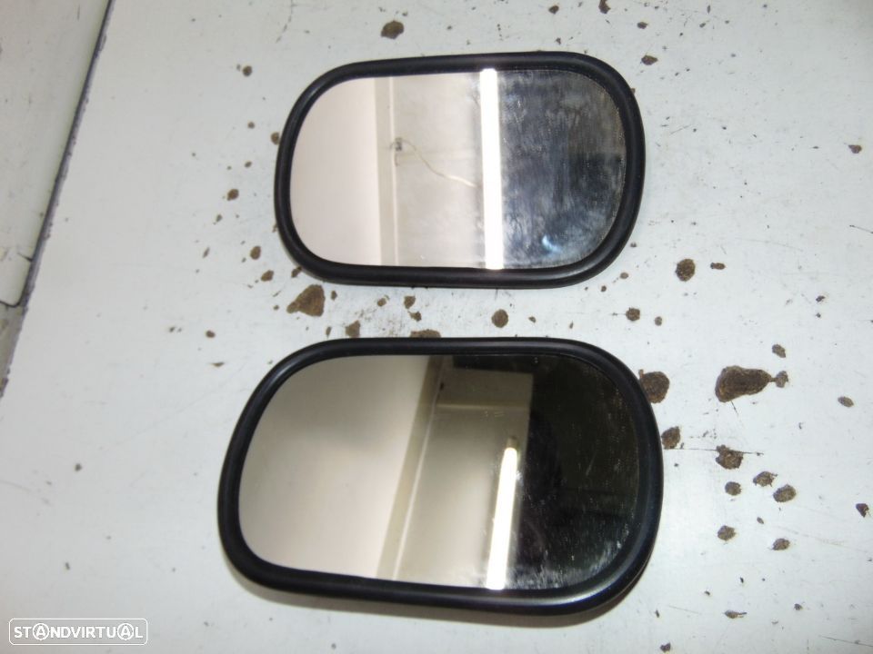 Antigos e clássicos espelhos camionetes ou pick up - 2