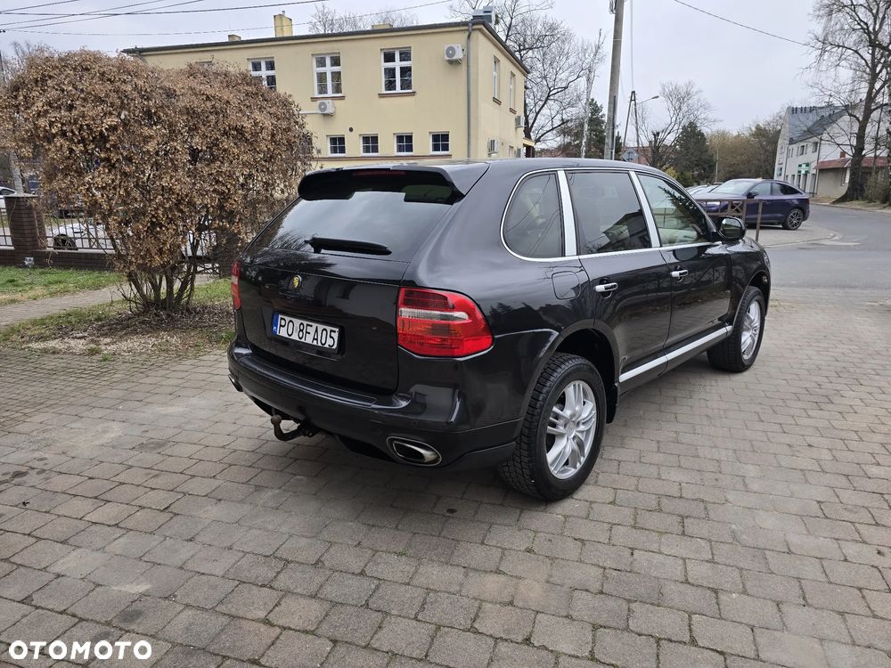 Porsche Cayenne - 7