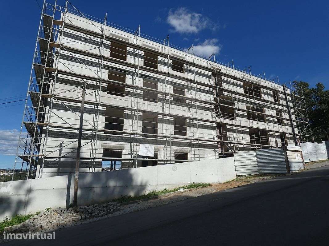 Apartamento T1 para venda - Grande imagem: 2/50