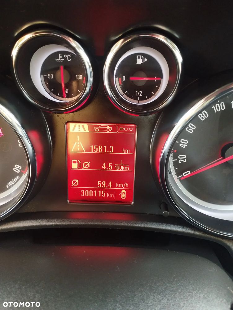 Opel Astra 1.7 CDTI Cosmo - 19