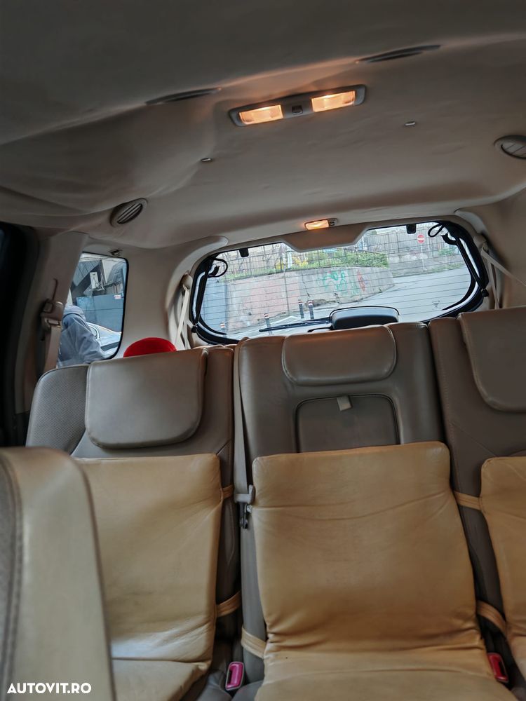 Nissan Pathfinder - 10
