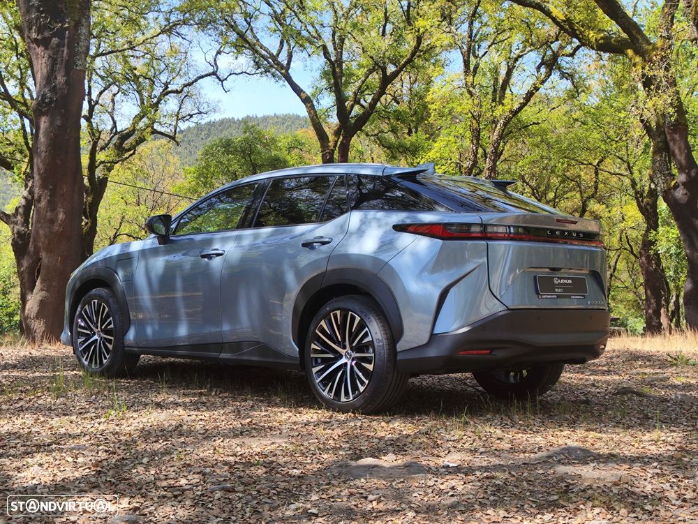 Lexus RZ 300e Premium - 7